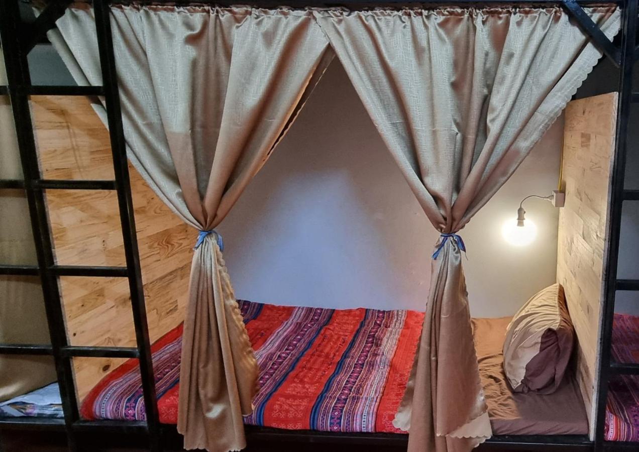 Rainbow House Ha Giang Hostel Buitenkant foto