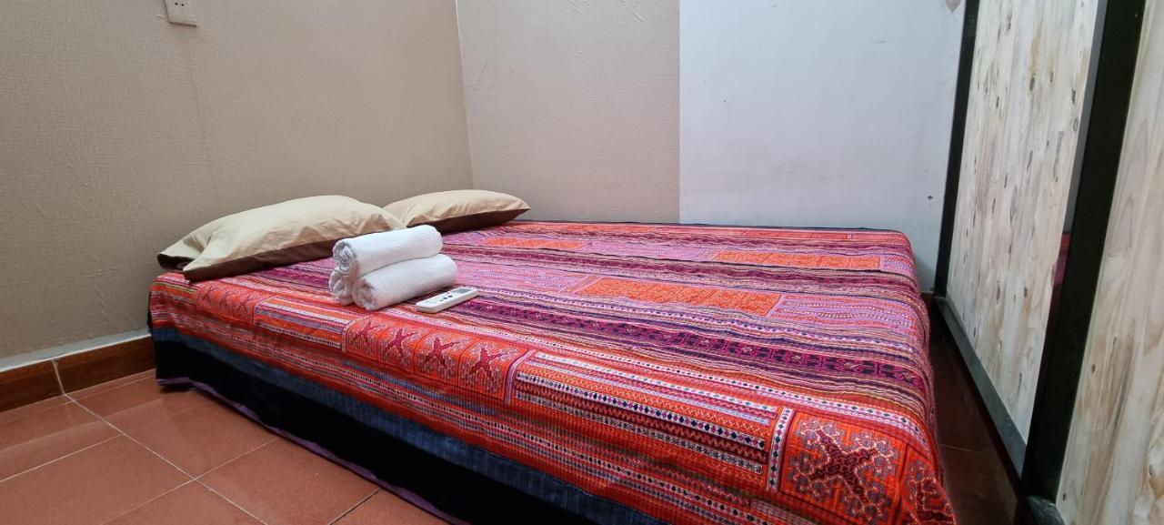 Rainbow House Ha Giang Hostel Buitenkant foto
